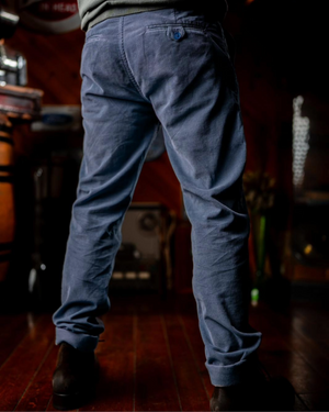 Vue latérale pantalon Arturo bleu indigo fabrication Portugal