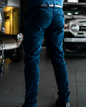 Détail poche pantalon velours Arturo navy tissu français