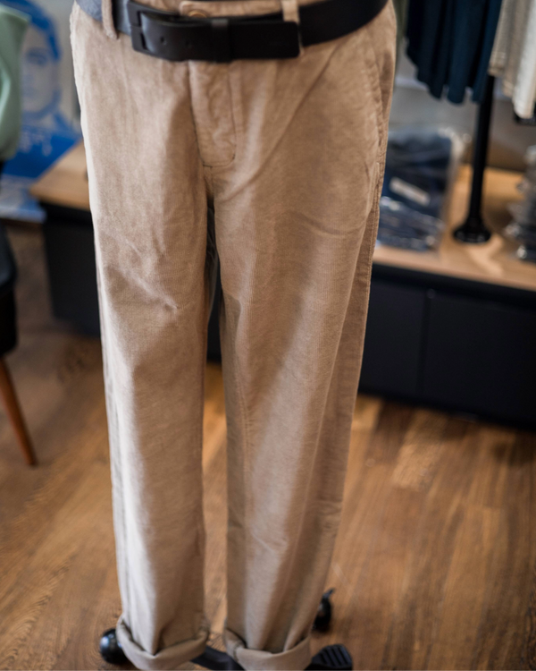 Arturo Cord Chino Taupe