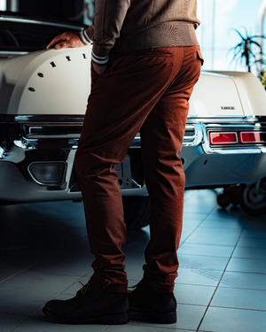 Détail poche chino Dave cognac fabrication portugaise