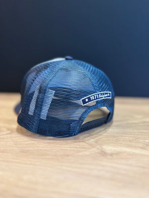Détail broderie casquette Freddy signature 1971 premium