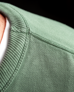 Sweatshirt Raby laurier porté look vintage authentique