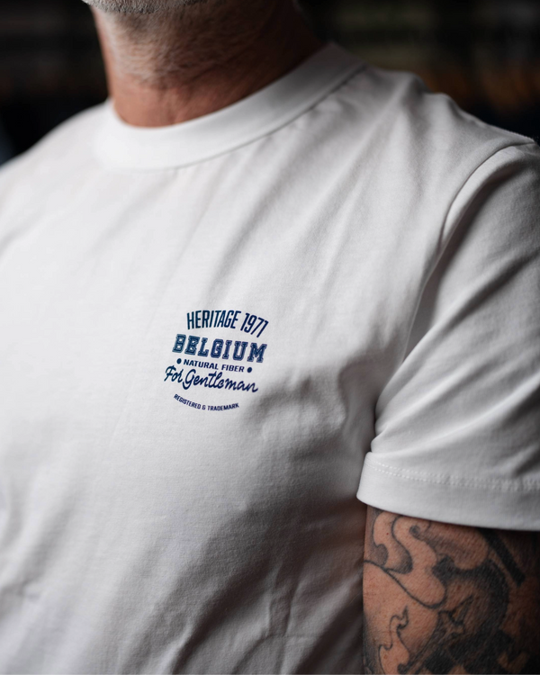 T-shirt Vince blanc col rond - détail coupe classique - coton italien 1971