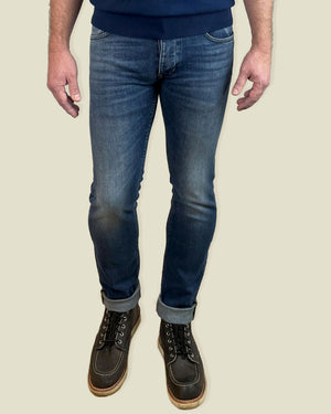 Détail couture jean Richy Dirty Blue fabrication italienne