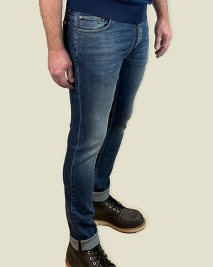 Texture denim jean Richy Dirty Blue italien confort